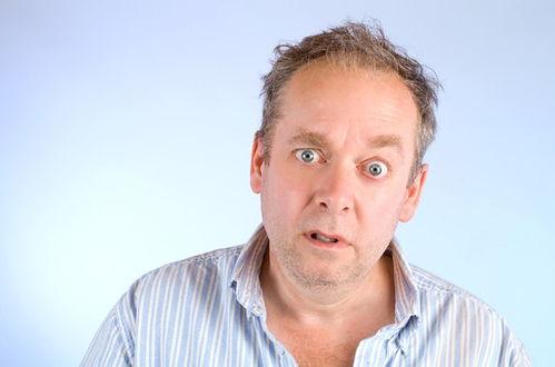 邋遢男人照片,生活随性，魅力不减